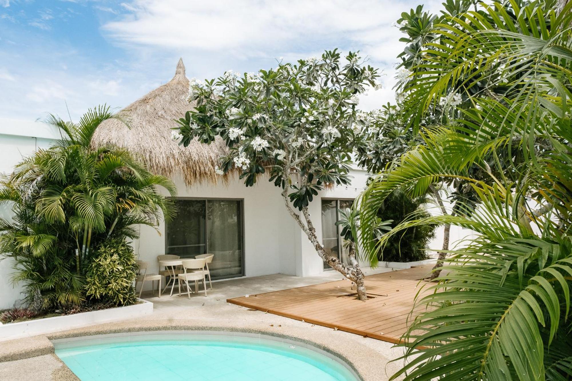 Seapearl Of Alona Hotel Panglao Exterior foto