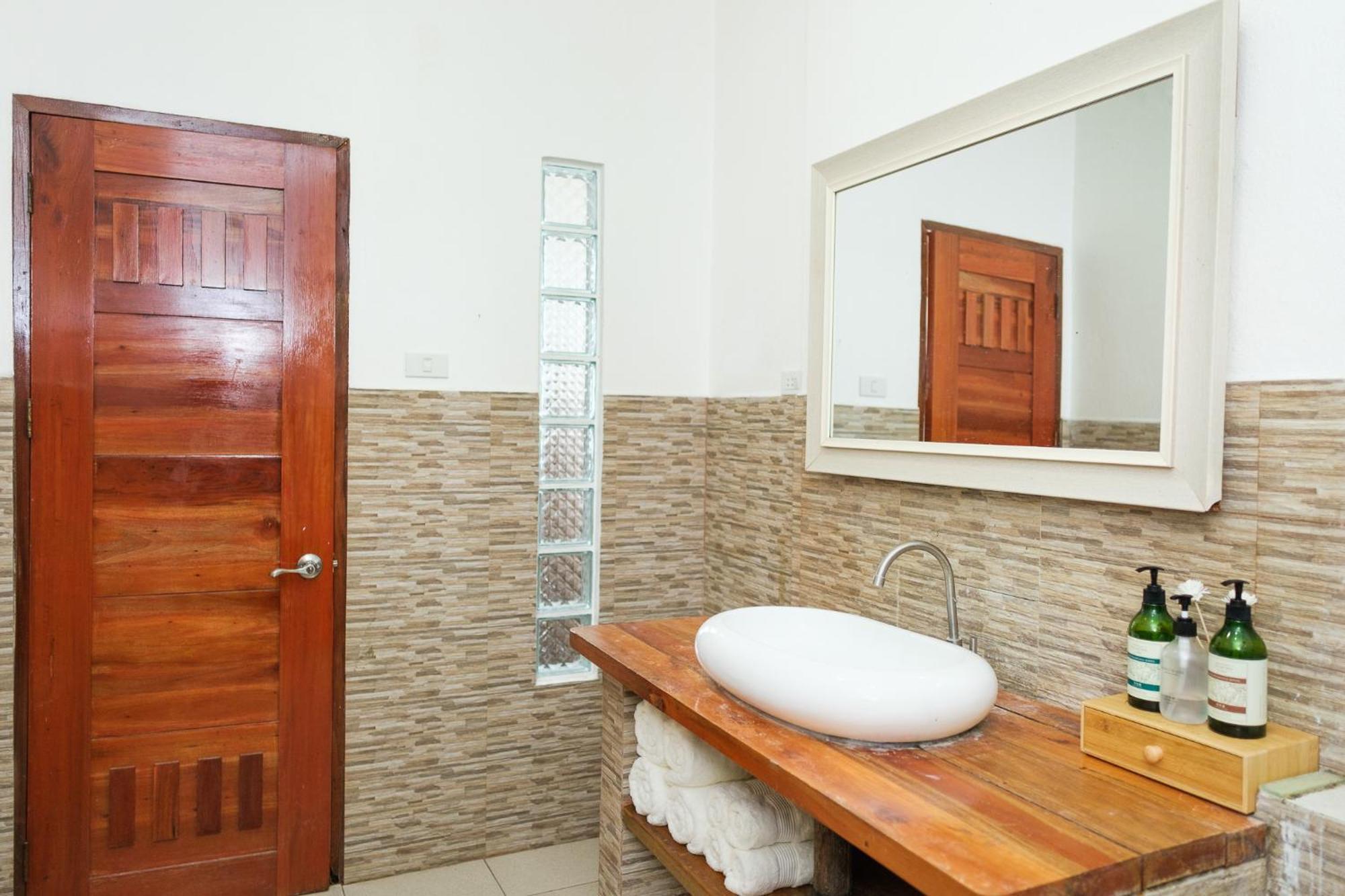 Seapearl Of Alona Hotel Panglao Exterior foto